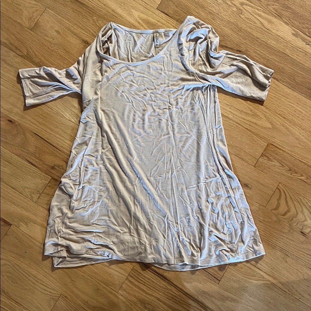 Final Touch Elegant Gray Top